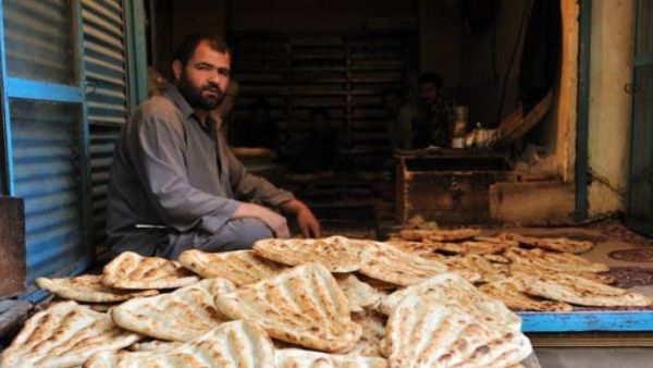 الأكبروف: صبر الأفغان ومواردهم نفذ