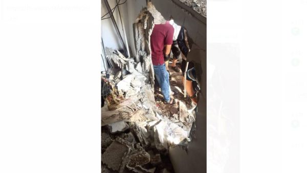 الاجهزة الامنية التابعة لحماس طوقت منزلا غربي منطقة خان يونس حيث وقع الانفجار 