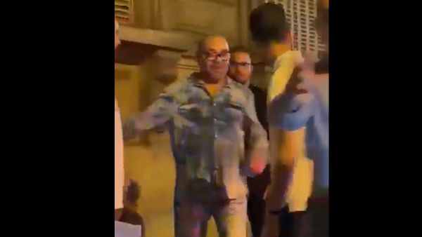 صورة لملك المغرب محمد السادس سكران في حواري باريس 