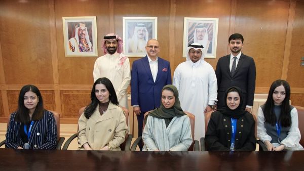 BisB’s CEO Meets Interns from Bahrain Bourse