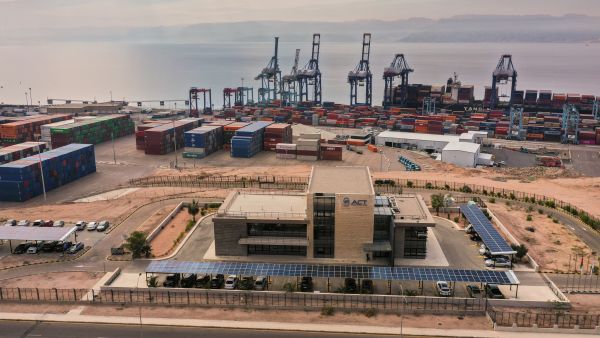 ميناء حاويات العقبة تعلن استراتيجيتها للتخلص من الإنبعاثات الكربونية بحلول عام 2040