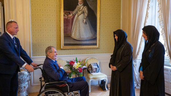 Latifa bint Mohammed meets with President of the Czech Republic