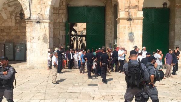 Jewish extremists raid Al Aqsa 