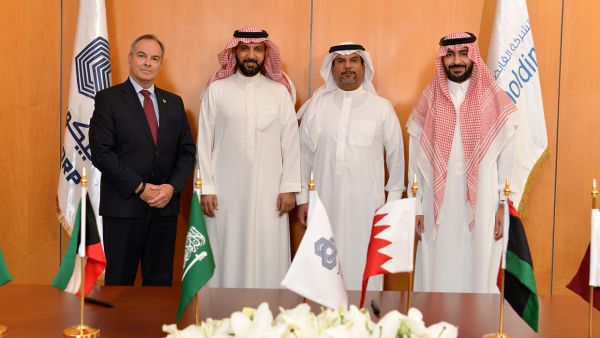ابيكورب تدعم الشركة القابضة للنفط والغاز في مجال المعايير البيئية والاجتماعية والحوكمة الرشيدة وحلول الاستدامة والتمويل الأخضر