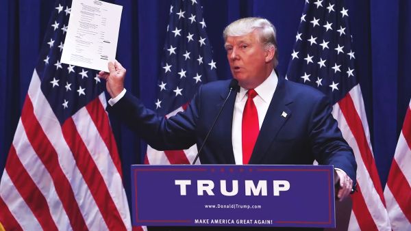 (Shutterstock: wadstock) What Classified Documents Is Donald Trump Investigated For?