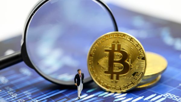 Crypto News Recap: Michael Saylor Steps Down As MicroStrategy's CEO to Focus on Bitcoin