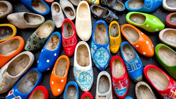 Old shoes in an art way 