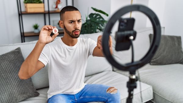 5 Best Crypto YouTube Channels Worth Following in 2022