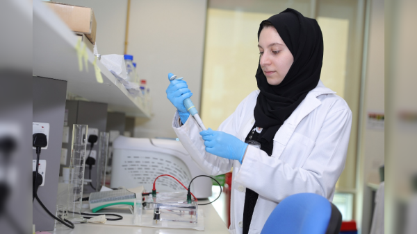 The United Arab Emirates University publishes 1077 research articles and is awarded 14 patents in the first half of 2022