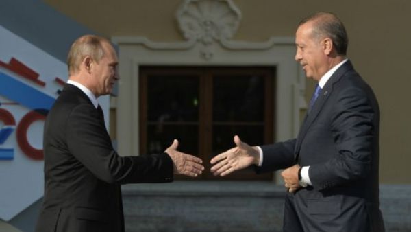 أردوغان سيعرض من جديد على بوتين لقاء زيلينسكي