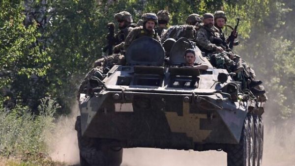 Ukraine army moves forward 