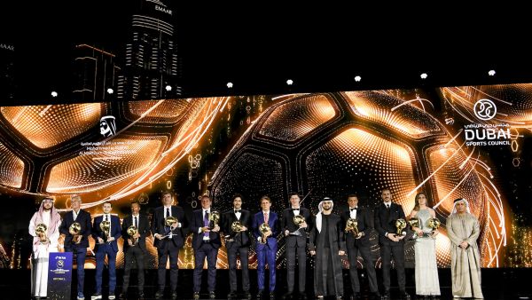مؤتمر دبي الرياضي الدولي وجوائز دبي جلوب سوكر 17 نوفمبر   