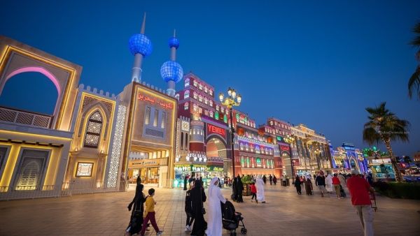 القرية العالمية تعلن موعد طرح باقات كبار الشخصيات لموسمها 27  وجائزة مالية بقيمة 27 ألف درهم بانتظار سعيد الحظ