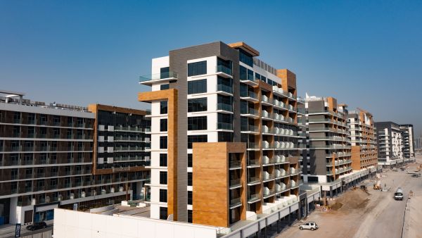 Azizi Developments’ Ramps up Construction Speed at Riviera in MBR City