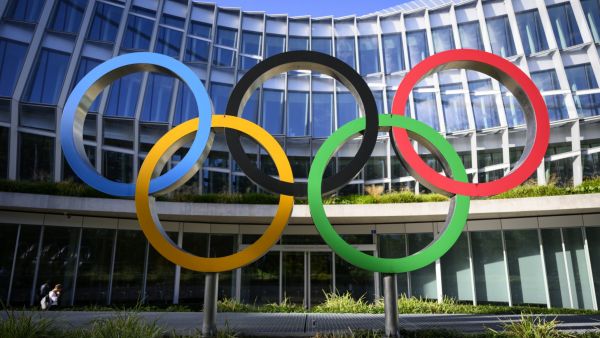 This photograph taken on September 8, 2022, shows the Olympic Rings during the opening of the executive board meeting of the International Olympic Committee (IOC), in front of the Olympic House, in Lausanne, Switzerland. (Photo by LAURENT GILLIERON / POOL / AFP)