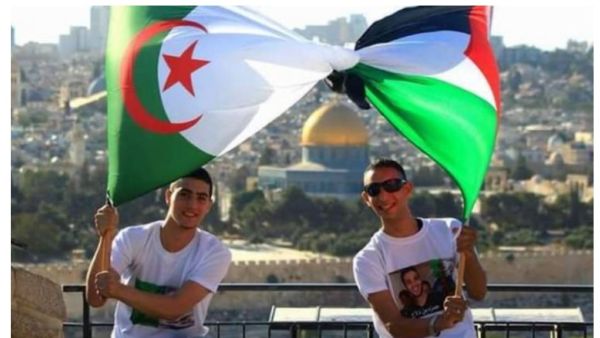 الفصائل الفلسطينية الـ 14 المجتمعة في الجزائر قد توافقت على "الورقة الجزائرية للمصالحة الفلسطينية".