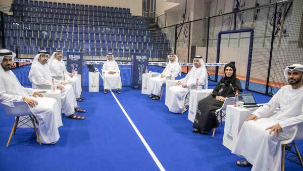 اللجنة المنظمة لمونديال البادل تنس تتطلع على ترتيبات الحدث