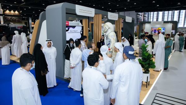 UAEU participates in ISNR 2022 and presents four innovative security projects