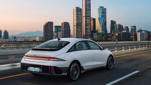 Hyundai IONIQ 6 Relieves Range Anxiety with 614 kilometers Per Charge