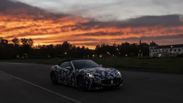 The first images of the new Maserati GranCabrio prototype