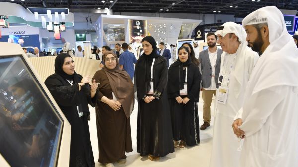 UAEU participates in GITEX Technology Week 2022 and presents innovative projects in the fields of artificial intelligence, big data, smart apps and cybersecurity