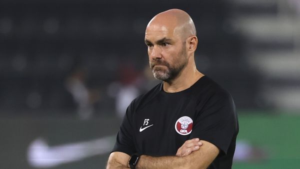 Qatar's Spanish coach Felix Sanchez leads a training session for the Qatar National Team at the Jassim bin Hamad stadium in the capital Doha on October 2, 2022. (Photo by KARIM JAAFAR / AFP)
