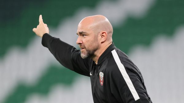 Qatar's coach Felix Sanchez gestures during the friendly football match between Qatar and Bulgaria at the Education City stadium in the city of Ar-Rayyan on March 26, 2022. (Photo by Karim JAAFAR / AFP)