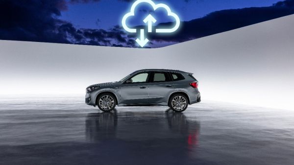 BMW Group collaborates with AWS to bring new cloud technologies for fast and reliable availability of digital innovations.