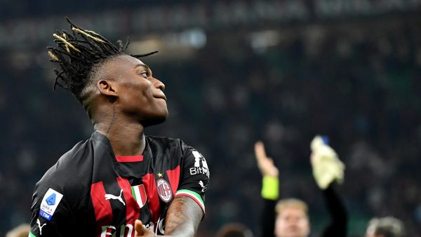AC Milan's Portuguese forward Rafael Leao celebrates his team victory during the Italian Serie A football match between AC Milan and Juventus at the San Siro stadium in Milan on October 8, 2022. (Photo by Isabella BONOTTO / AFP)