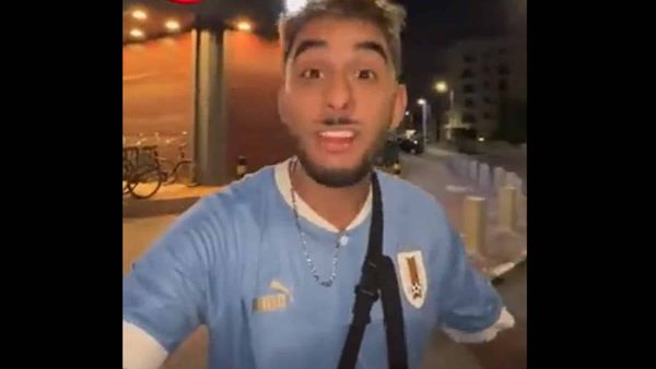 هذا ما قاله مشجع من الأوروغواي عند سماعه أذان الفجر في قطر