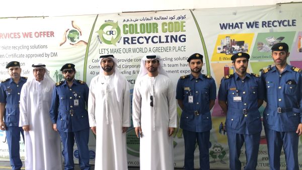 جمارك دبي تنجز إعادة تدوير 22436 قطعة من البضائع المقلدة لـ 24 علامة تجارية
