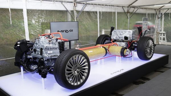 Toyota’s Endeavors for Carbon Neutrality Spotlighted at ADIPEC 2022 