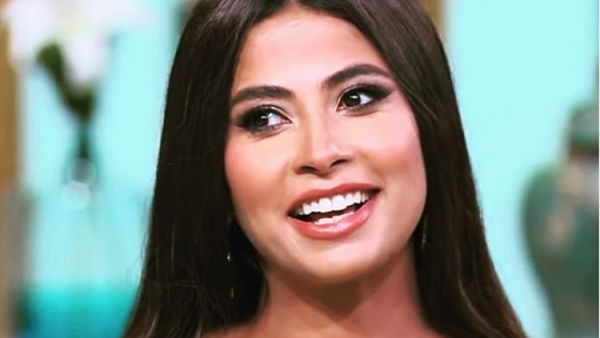  الفنانة روبي