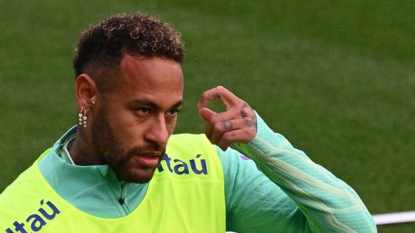 Brazil's forward Neymar takes part in a training session on November 15, 2022 at the Continassa training ground in Turin, northern Italy, as part of Brazil's preparation ahead of the Qatar 2022 World Cup. (Photo by Vincenzo PINTO / AFP)