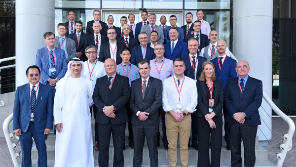 طيران الإمارات وأياتا تقودان الصناعة لمشاركة أفضل الممارسات في تدريب الطيارين وسلامة الرحلات