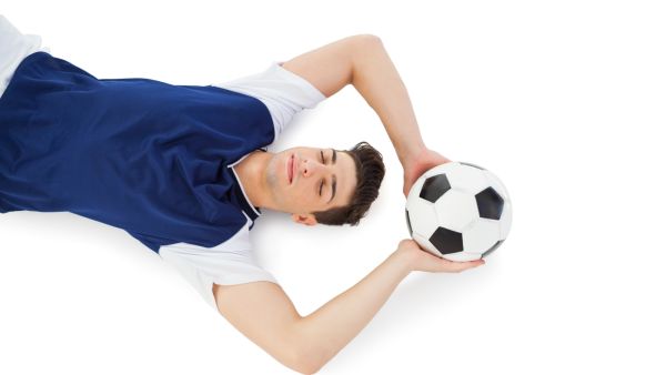 طبيب البوابة: كأس العالم يسبب اضطرابات النوم 