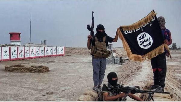 ومنذ الإعلان عن تأسيسه عام 2014 تناوب على قيادة تنظيم "داعش" 4 شخصيات