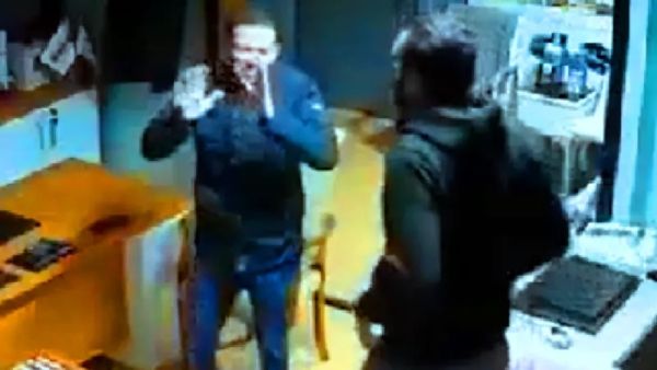 اللبناني محمد السيد قبيل انتحاره