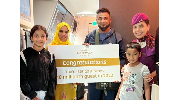 Etihad Airways Celebrates Flying  10 Millionth Passenger in 2022