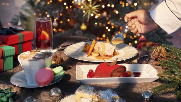 Etihad Airways Celebrates the Festive Season and Welcomes 2023 in the Sky