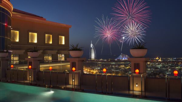 بدء موسم الأعياد في شيراتون مول الإمارات وسط أجواء زاخرة بالبهجة والسعادة 