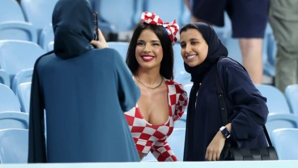 إيفانا نول إيفانا نول