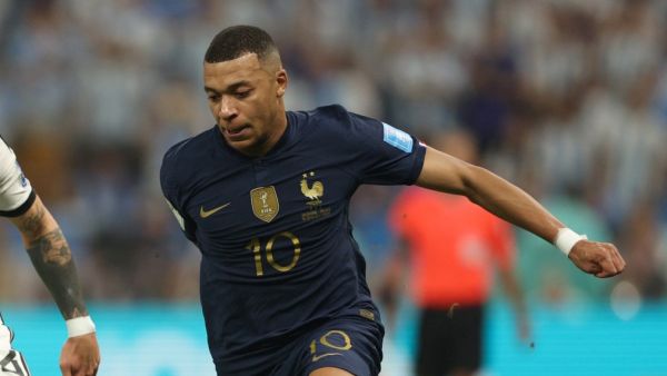 France's forward #10 Kylian Mbappe during the Qatar 2022 World Cup final football match between Argentina and France at Lusail Stadium in Lusail, north of Doha on December 18, 2022. (Photo by Adrian DENNIS / AFP)