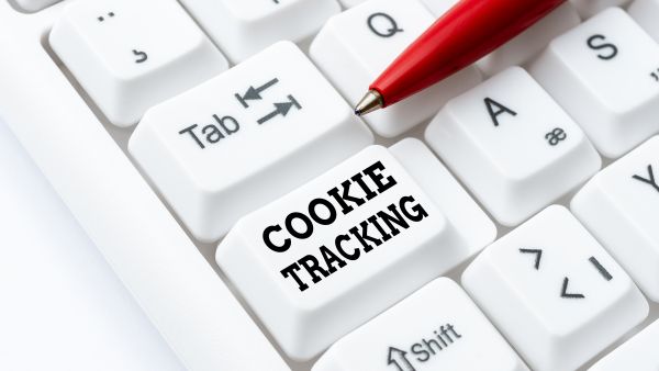 Cookies tracking ads