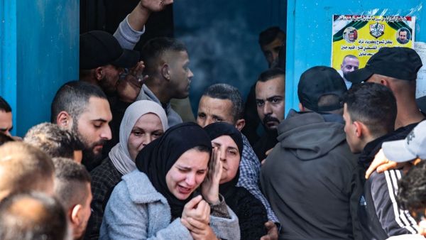 11 شهيدا في الضفة 
