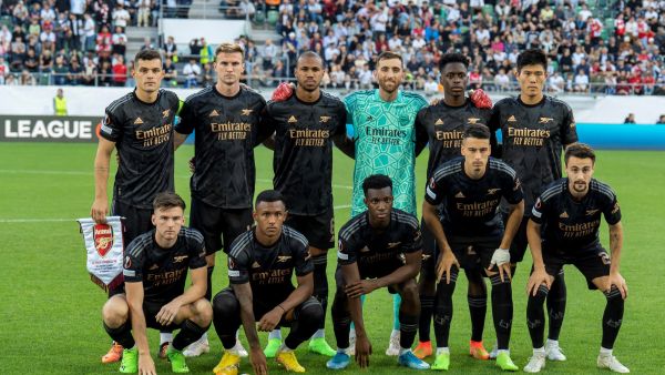 Arsenal's players pose ahead of the UEFA Europa League Group A football match between FC Zurich and Arsenal at Arena St. Gallen Stadium in St. Gallen on September 8, 2022. (Photo by URS BUCHER / AFP)