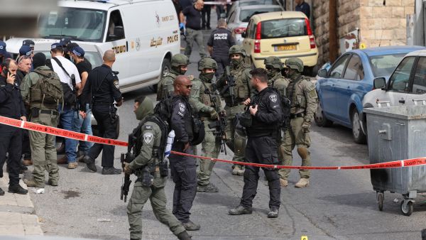 منفذ عملية سلوان فتي يبلغ من العمر 13 عاما (أ ف ب)