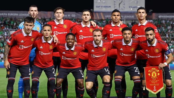 Manchester United players pose for the group picture before the UEFA Europa League group E football match between Cyprus' Omonia Nicosia and England's Manchester United at GSP stadium in the capital Nicosia on October 6, 2022. (Photo by AFP)