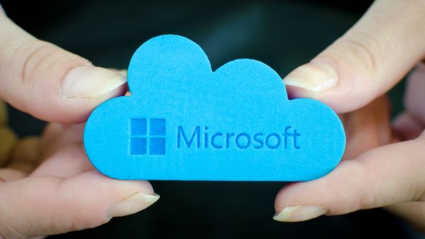 Microsoft earnings lifted by Cloud unit