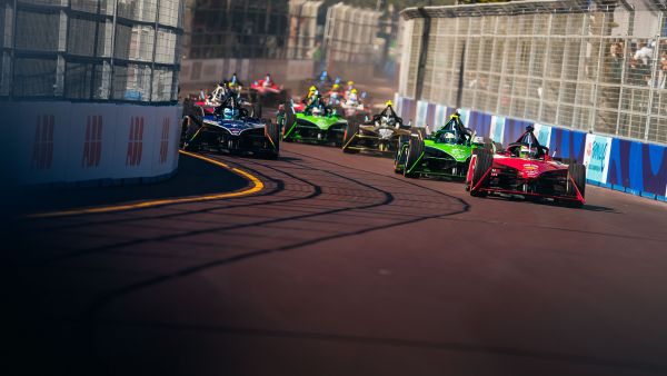 Fenestraz takes team’s first pole of Gen3 era, while Nato scores points for second consecutive race Nissan Formula E Team takes pole at inaugural Cape Town E-Prix